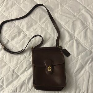 Vintage Coach Leather Chocolate Brown crossbody